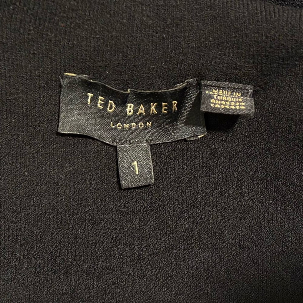 Ted Baker Izbelle Black and White funnel neck Graphic Sweater 1 - Picture 12 of 15